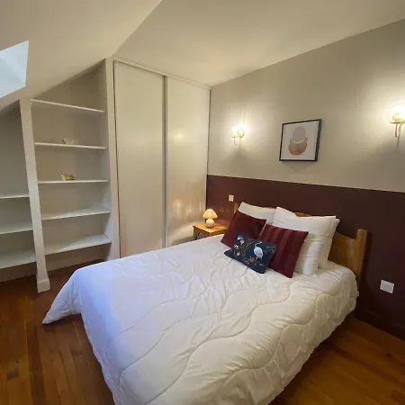 Casa de Férias Maison De Famille En Coeur De Village
